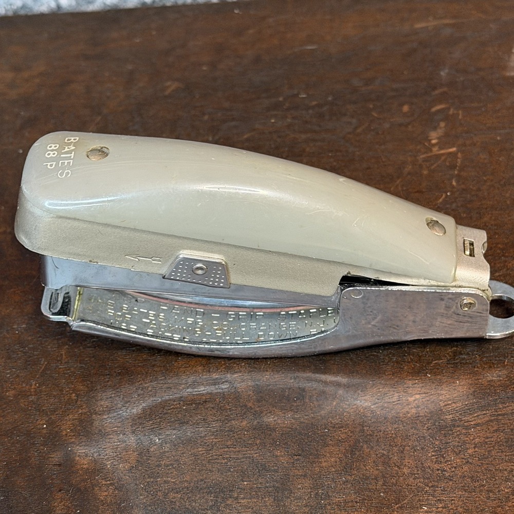 Vintage Bates 88P Grey Rounded Top Hand Grip Stapler